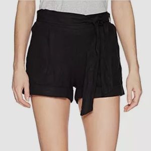 Three Dots Linen Paperbag Shorts M
